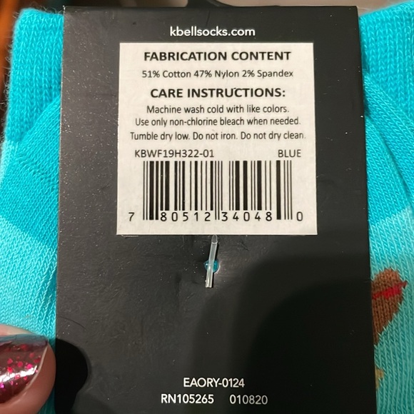 K. Bell Veterinarian Crew Socks Teal Dog Cat Medical size 9-11 - Picture 4 of 7